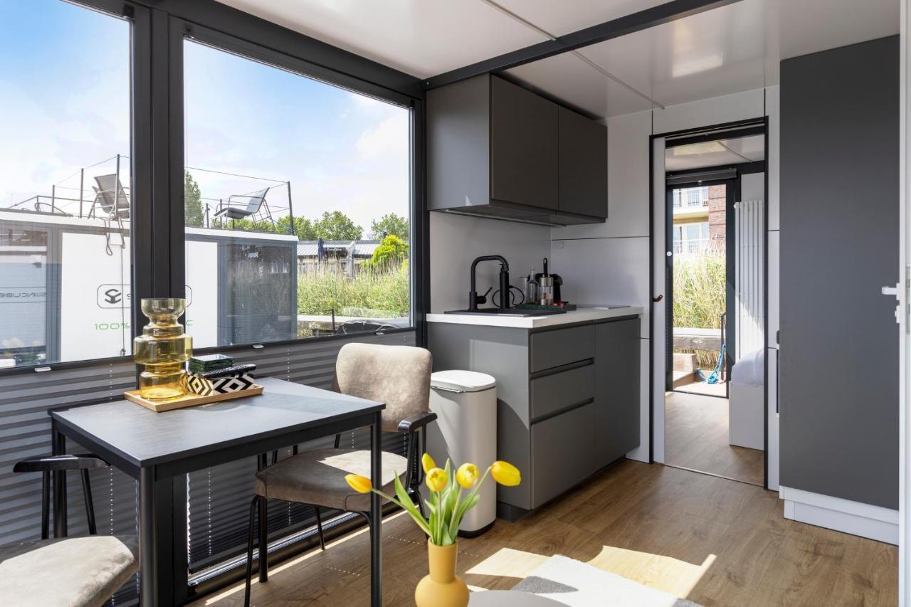 Cosy Tiny Houseboats Near Beach And Restaurants By Weltevreden Experience Zeewolde Exterior foto